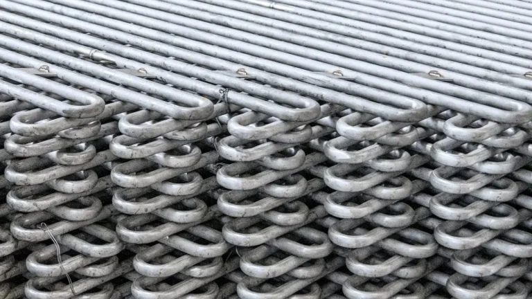 Applications and Recent Developments in Fluid Static Mixers