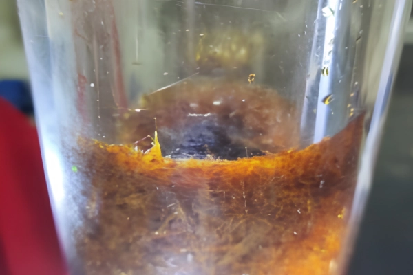 A second crystallization stage further increased purity to approximately 98%, while a third stage ultimately achieved 99.85% purity.